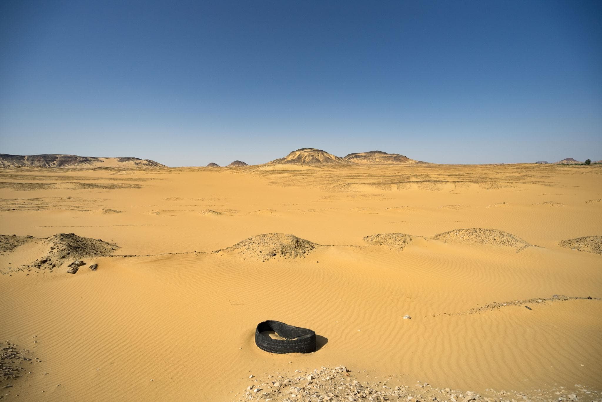 Camping in the White Desert: A Surreal Egyptian Adventure