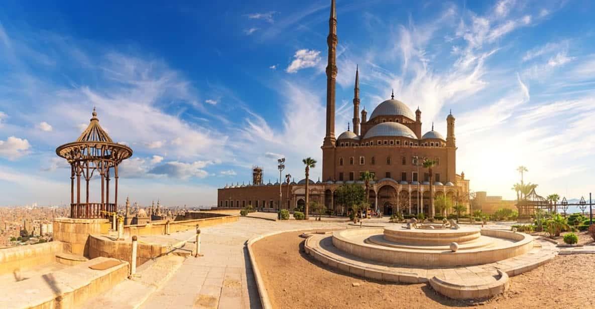 Cairo Highlights: Pyramids, Citadel & Khan El-Khalili Day Tour