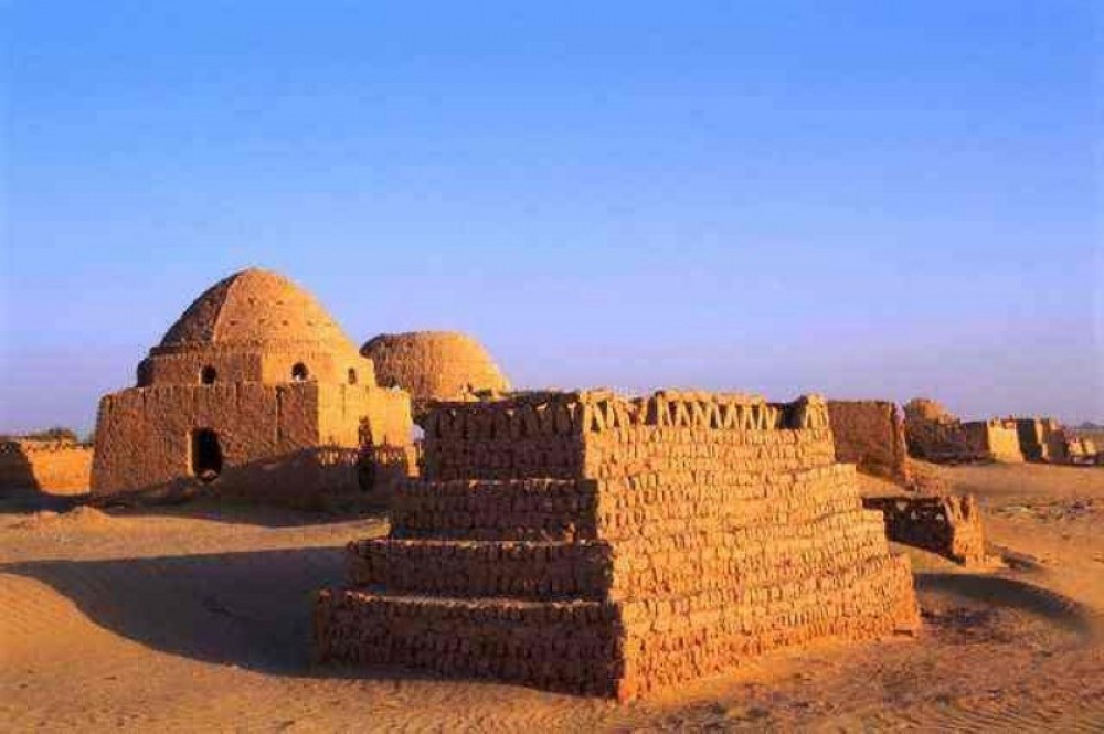 Valley of the Golden Mummies